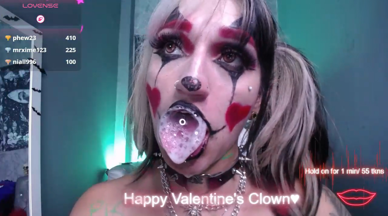 Amelierouss Is Clowning Around For Valentine's Day