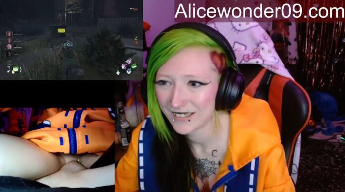 Alicewonder09 Survives Dead By Daylight As Runa Yomozuki