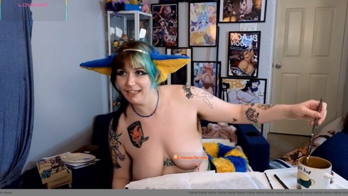 Sexy Arts & Crafts With Joltionmac