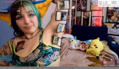 Joltionmac Finds A Very Creative Use For Her Magic: The Gathering Cards