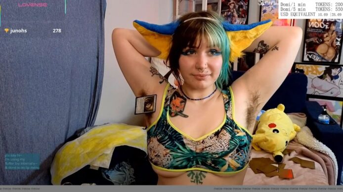 Joltionmac Finds A Very Creative Use For Her Magic: The Gathering Cards