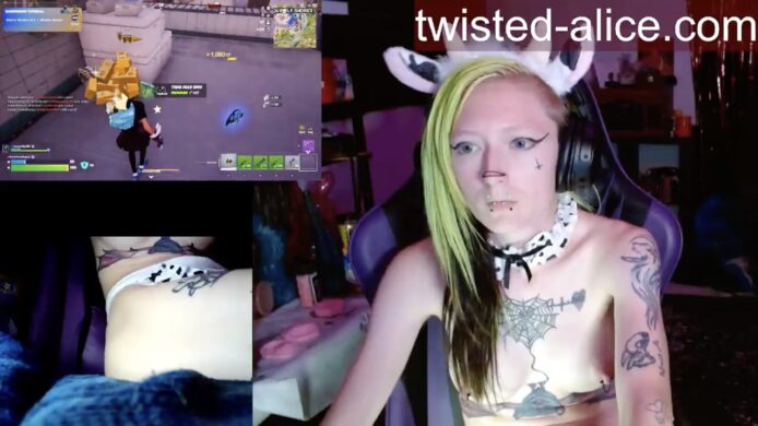A-Moo-Zing Gaming With Twisted_Alice