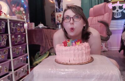 Fuuka_Doll Puts Out The Candles With Squirt