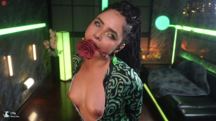 AlessaGoreng Lets Her Rose Bloom For A Mouthwatering Tease