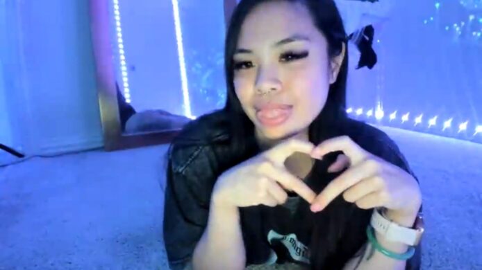 A Bootyful Time With Dolllface