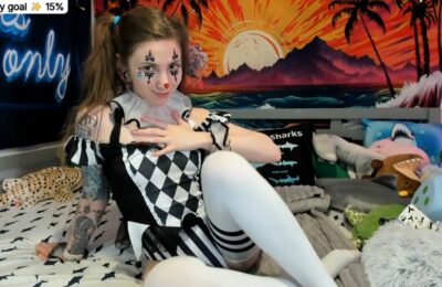 A Very Fun Time With TheSharkQueen As Bitez The Clown