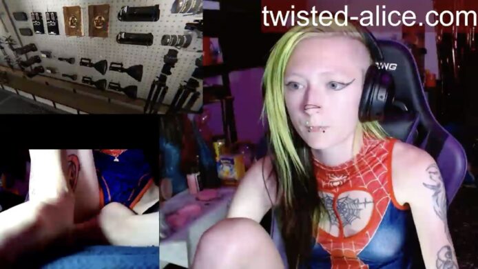 Twisted_alice Is Solving Crimes And Ghost Mysteries