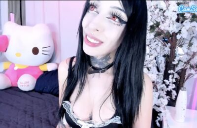 Salemblackrose Is Maid To Tease