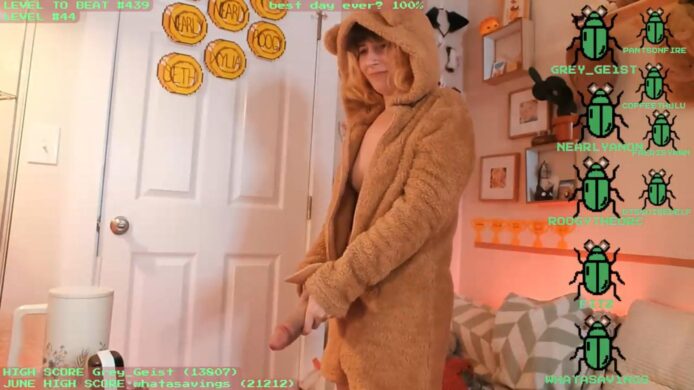 A Bear-y Beautiful Komoversary With KomoBear