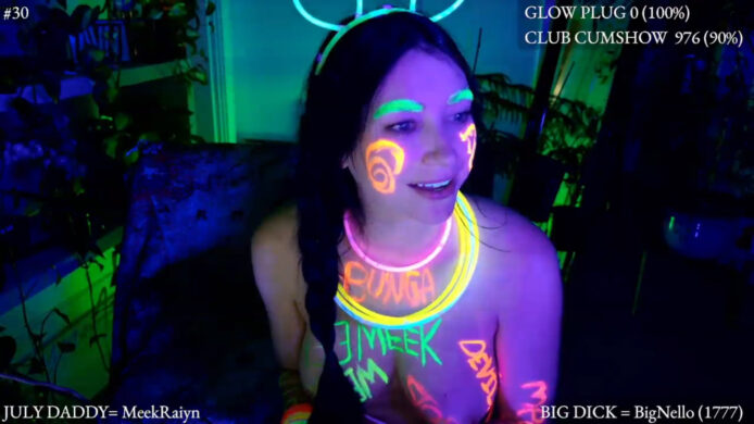 Harley_raiyn Glows In The Dark