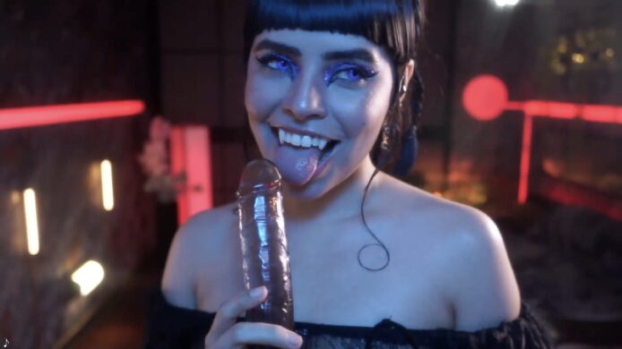 Vampy, Vivacious, AlessaGoreng
