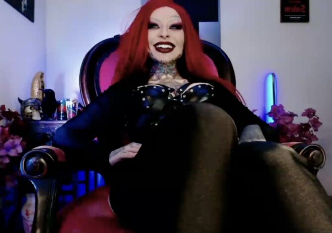 AbbyPink Is Feeling Lush