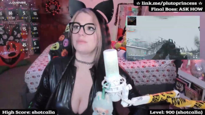 A Purrfect Booty Tease And MW4 With PlutoPrincess