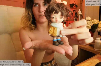 KomoBear Shows Off Some Cute Toys