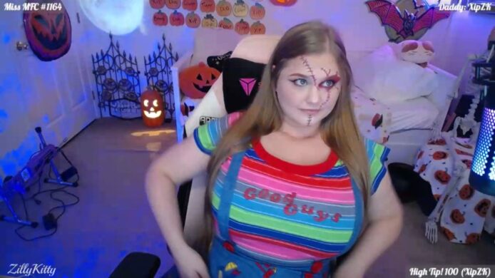 ZillyKitty Brings Chucky To Life For Halloween