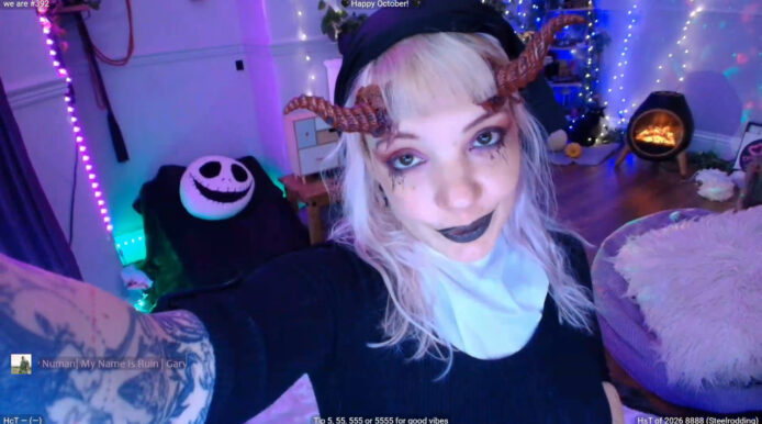 Devilish Nun LunaWolfie Indulges In Some Sinful Pleasures